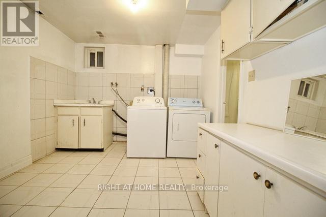 304 Firglen Ridge, Vaughan, Ontario  L4L 1N7 - Photo 31 - N12272784