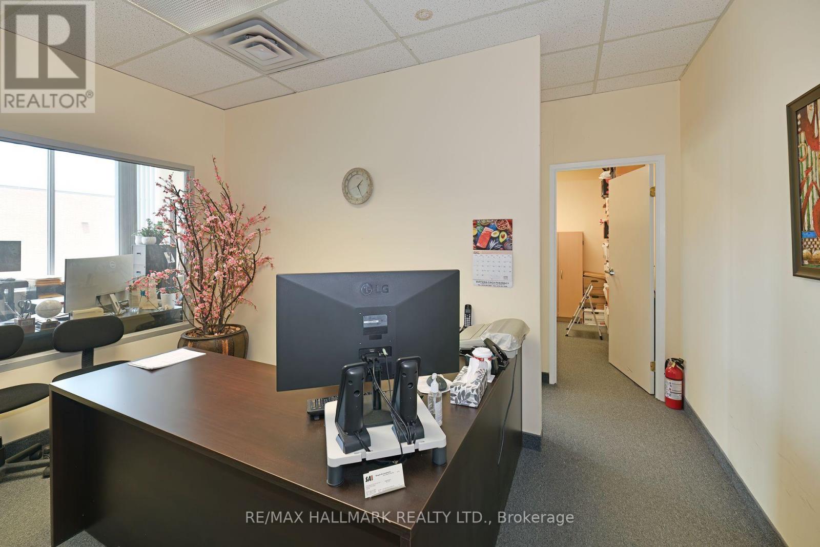 203 - 70 East Beaver Creek Road, Richmond Hill (Beaver Creek Business Park), Ontario  L4B 3B2 - Photo 26 - N12272857