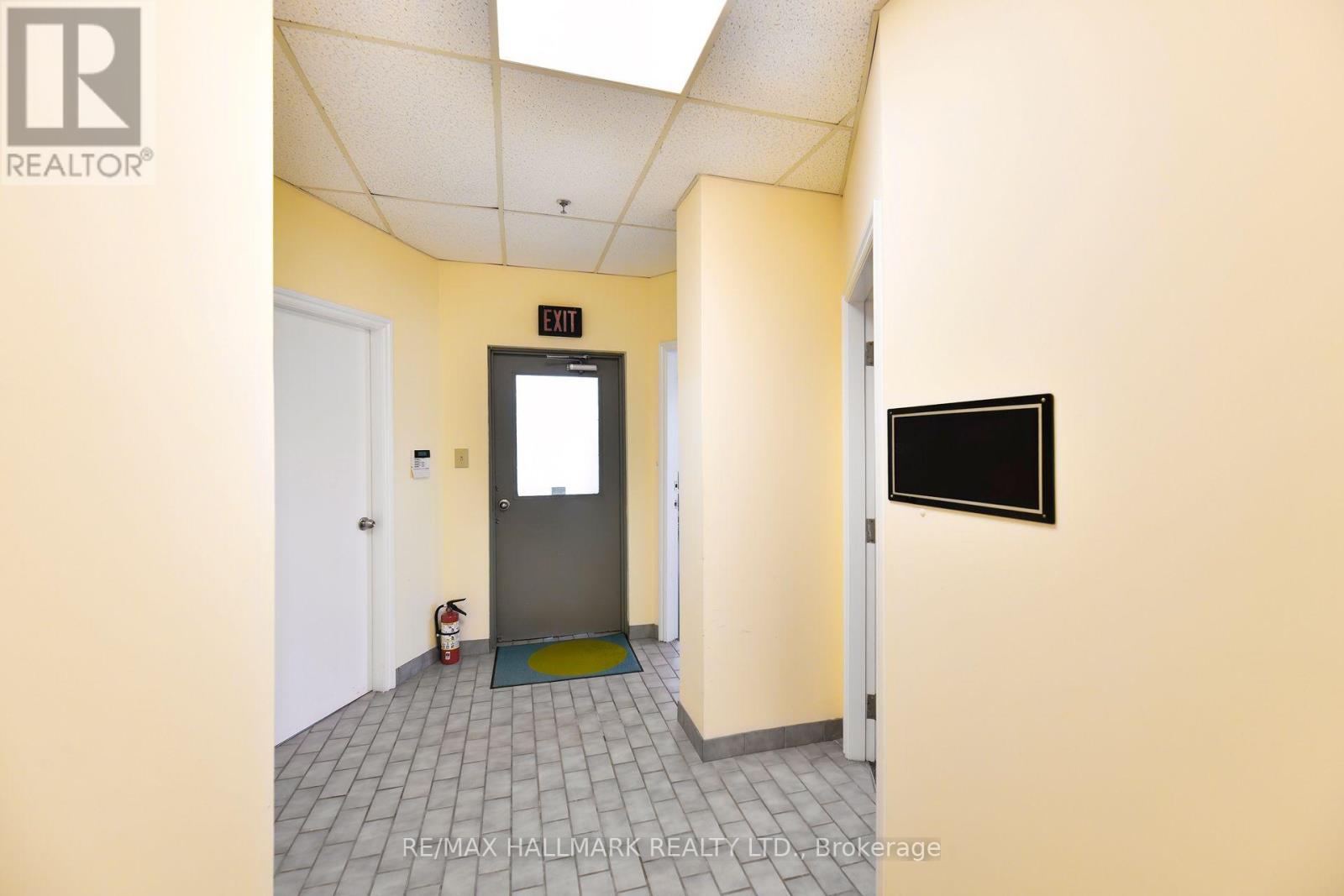 203 - 70 East Beaver Creek Road, Richmond Hill (Beaver Creek Business Park), Ontario  L4B 3B2 - Photo 35 - N12272857