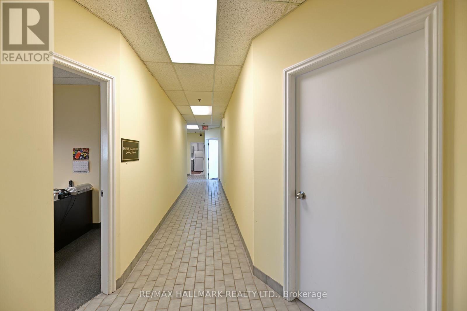 203 - 70 East Beaver Creek Road, Richmond Hill (Beaver Creek Business Park), Ontario  L4B 3B2 - Photo 38 - N12272857