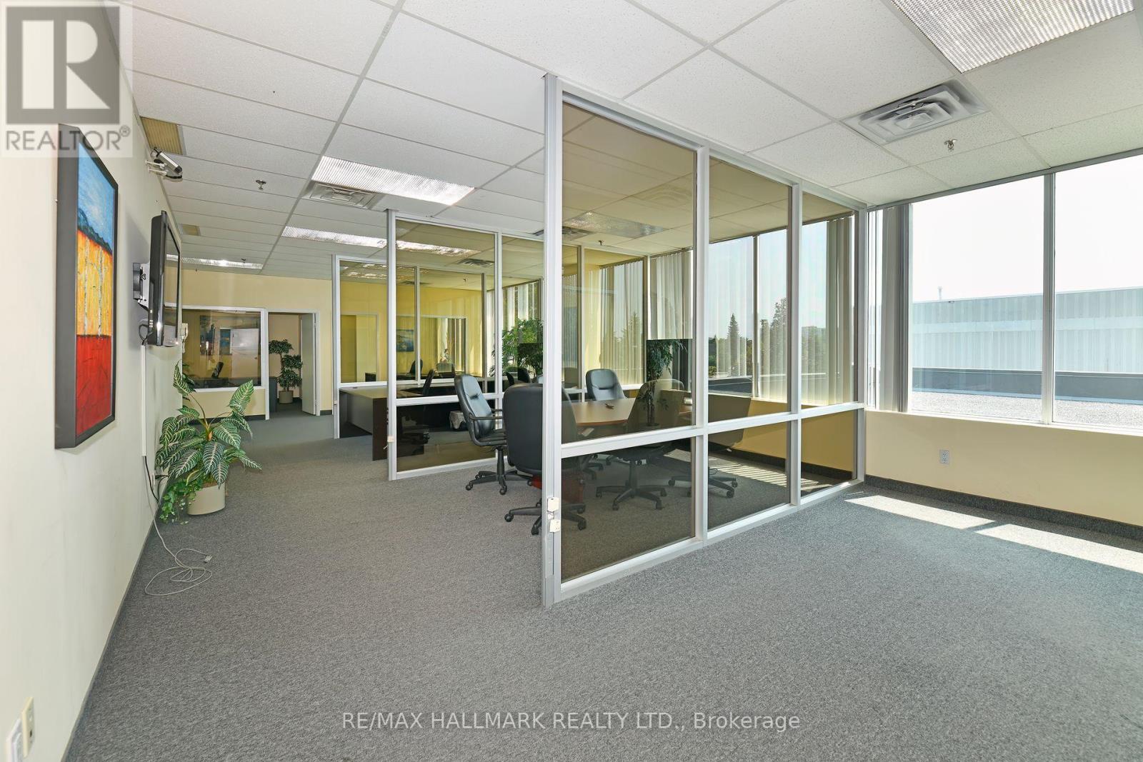 203 - 70 East Beaver Creek Road, Richmond Hill (Beaver Creek Business Park), Ontario  L4B 3B2 - Photo 4 - N12272857