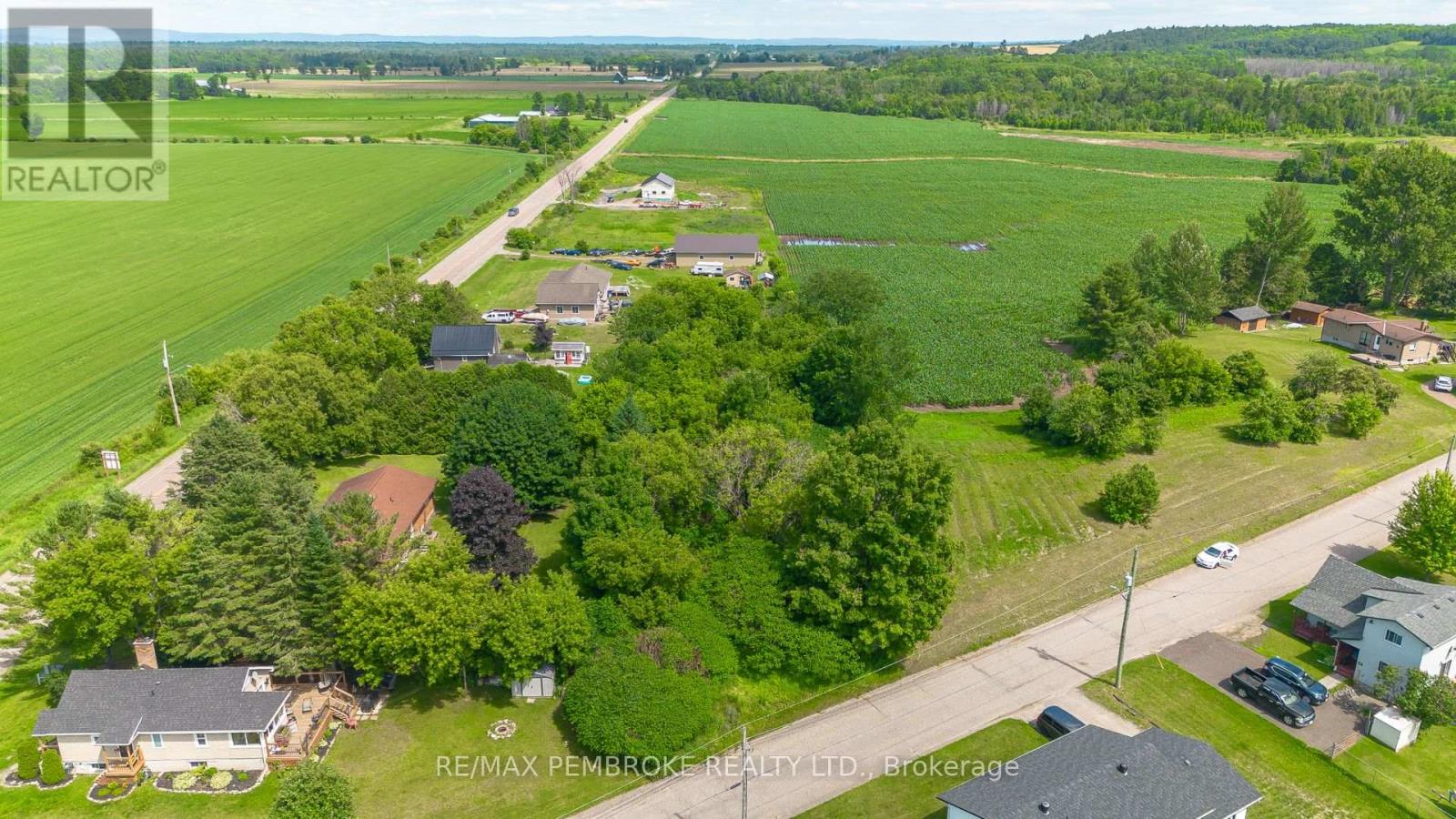 00 Phoebe Street, Whitewater Region, Ontario  K0J 2L0 - Photo 1 - X12273130