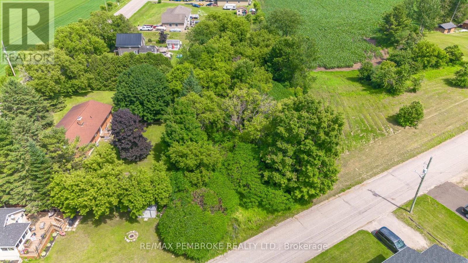 00 Phoebe Street, Whitewater Region, Ontario  K0J 2L0 - Photo 2 - X12273130