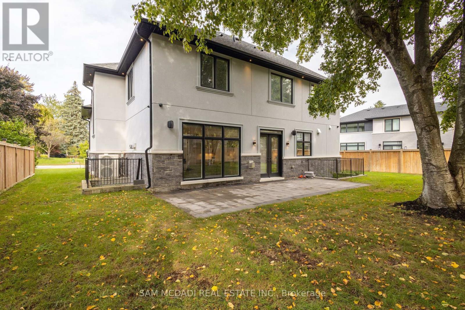 1615 Petrie Way, Mississauga (Clarkson), Ontario  L5J 1G8 - Photo 40 - W12272841