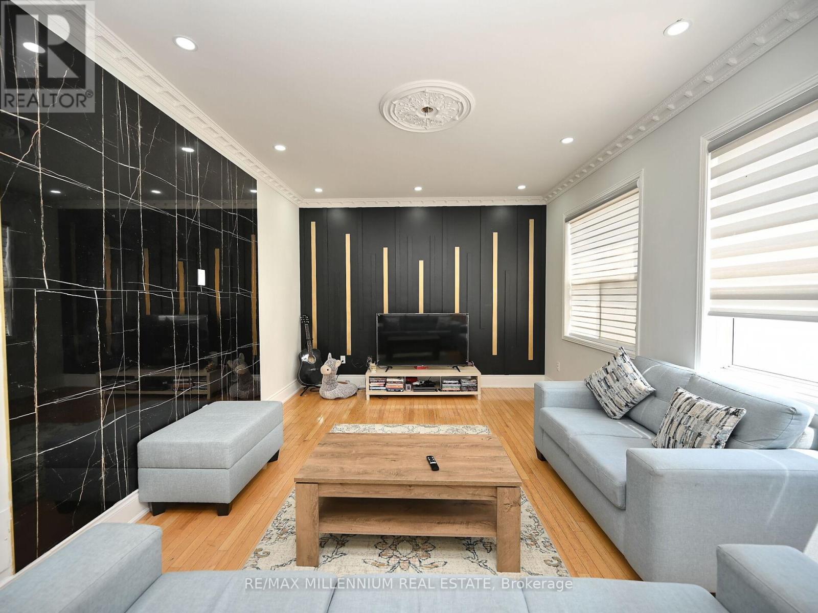 5 Freshspring Drive, Brampton (Sandringham-Wellington), Ontario  L6R 3H6 - Photo 23 - W12272875