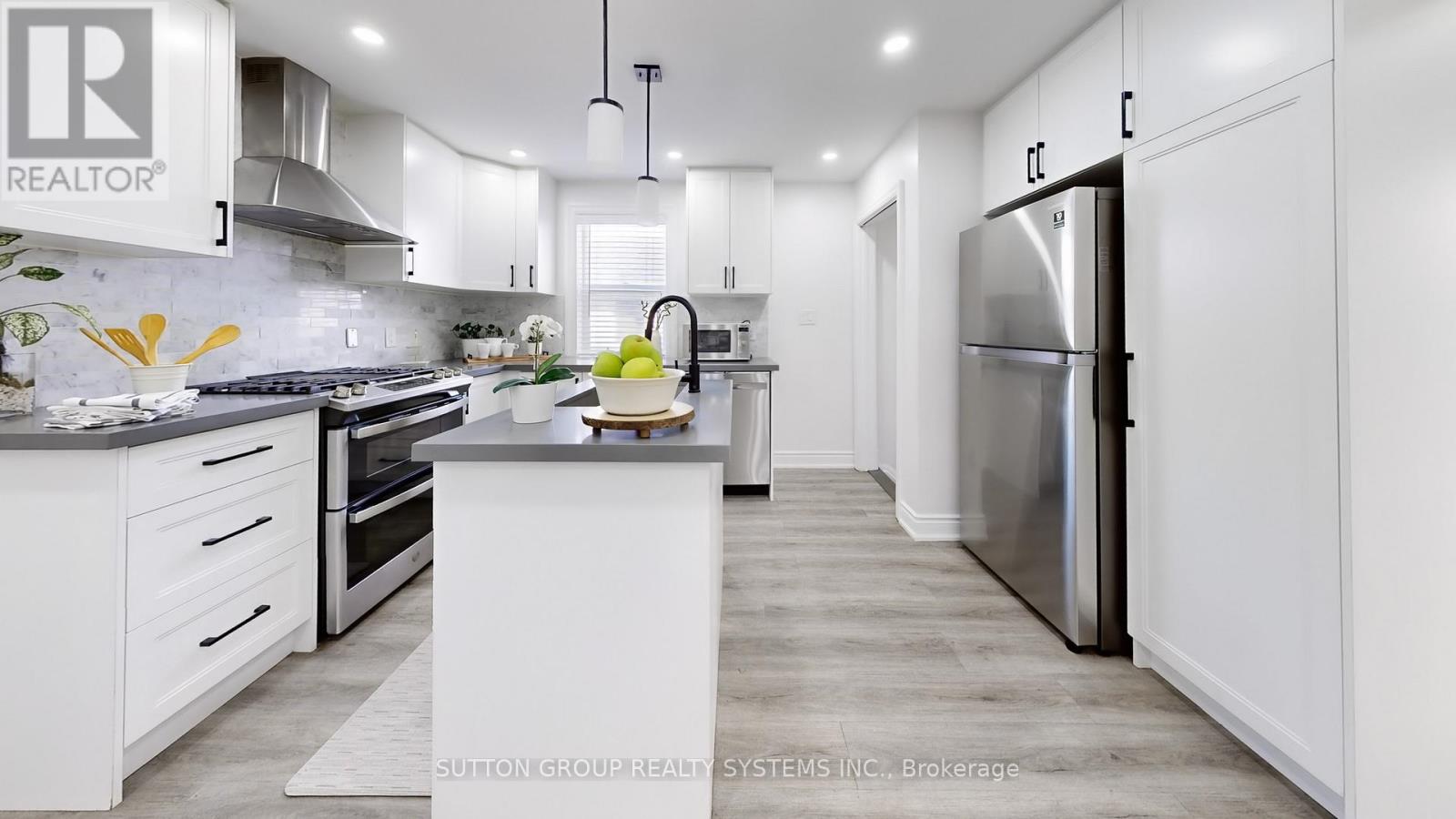 355 Culford Road, Toronto (Maple Leaf), Ontario  M6L 2V8 - Photo 14 - W12272910