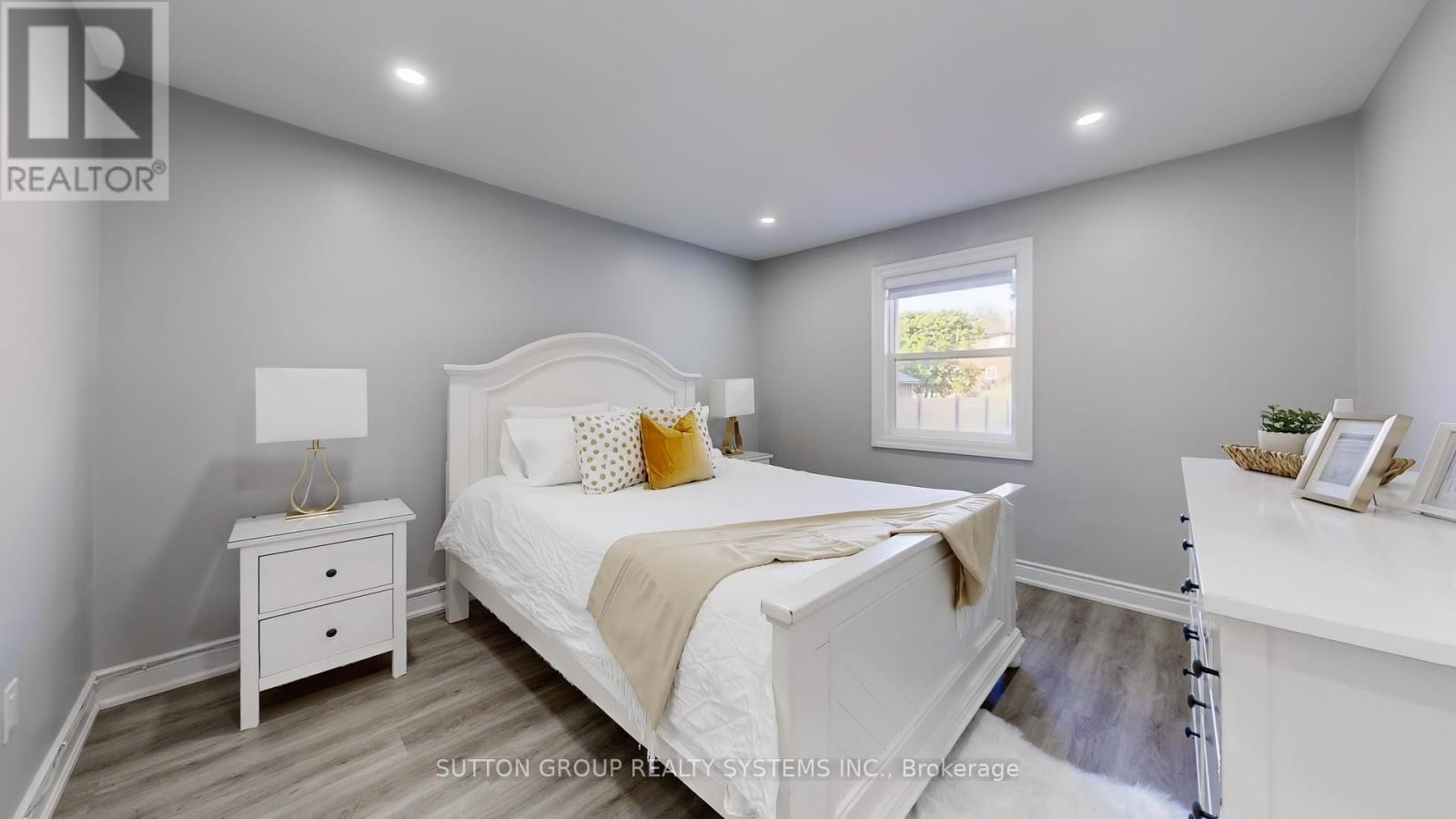 355 Culford Road, Toronto (Maple Leaf), Ontario  M6L 2V8 - Photo 19 - W12272910