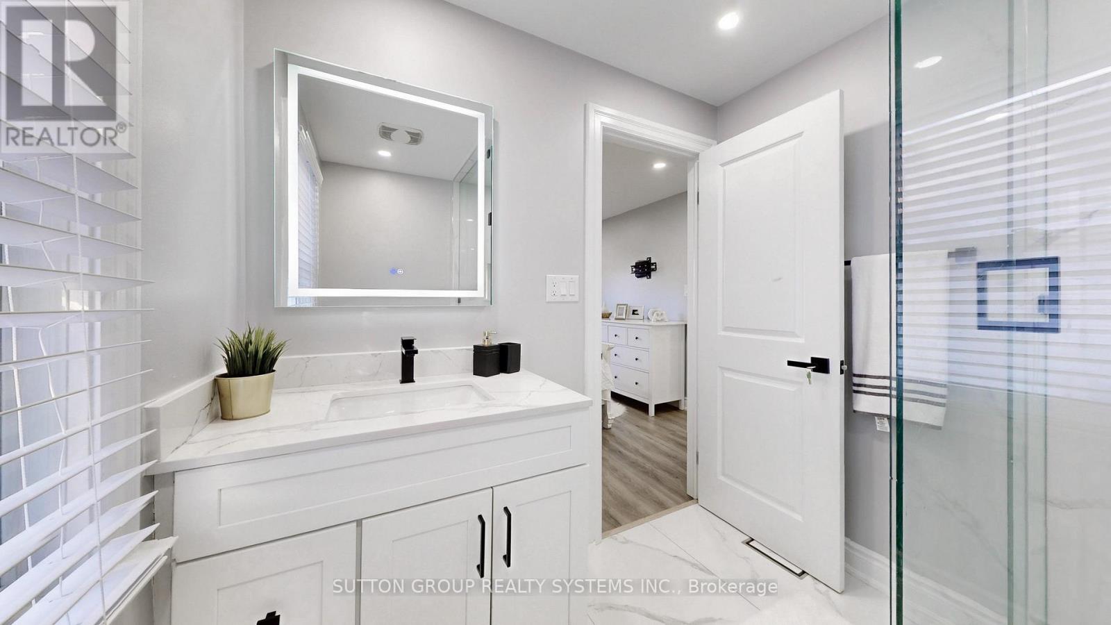 355 Culford Road, Toronto (Maple Leaf), Ontario  M6L 2V8 - Photo 25 - W12272910