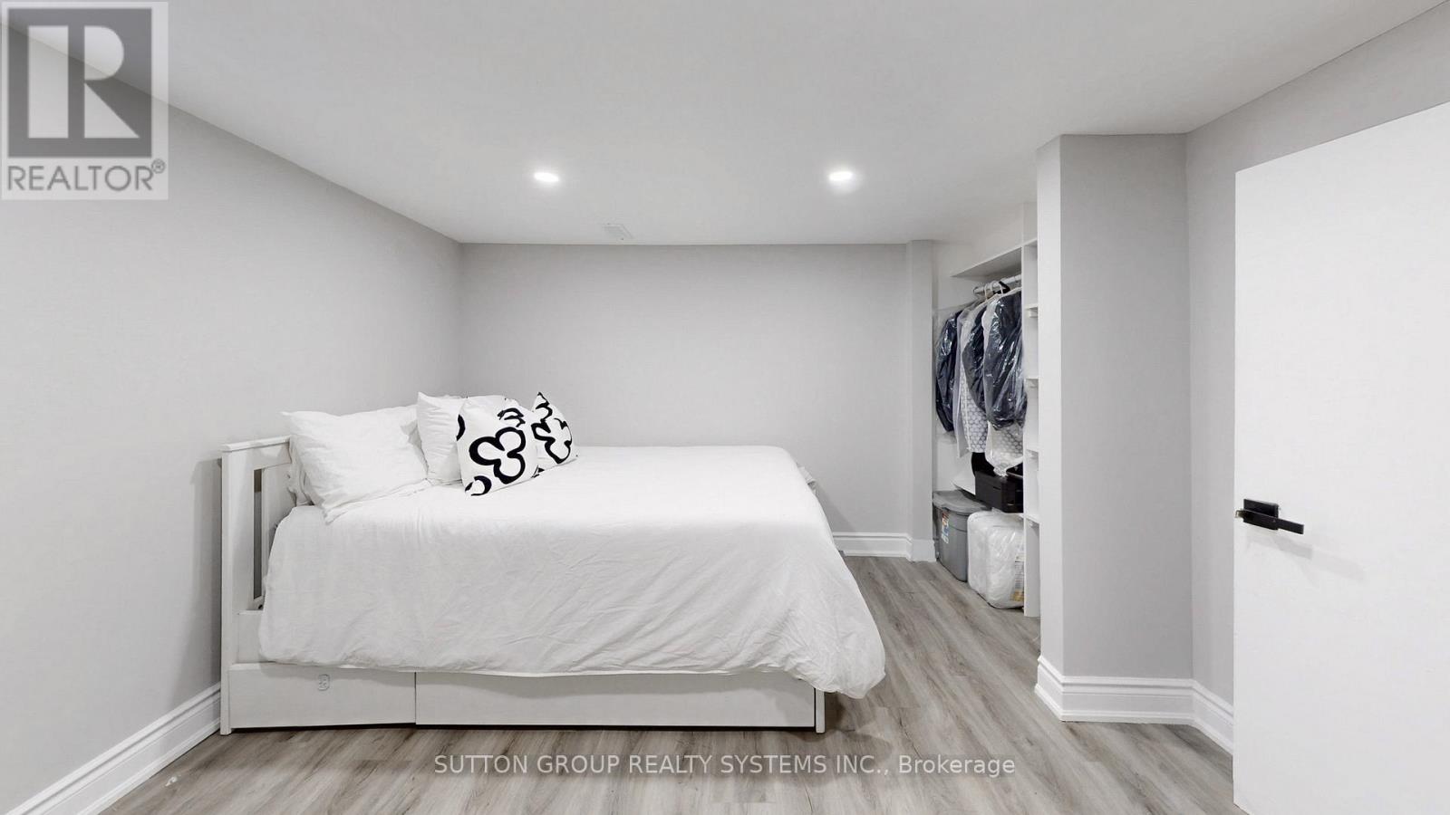 355 Culford Road, Toronto (Maple Leaf), Ontario  M6L 2V8 - Photo 30 - W12272910