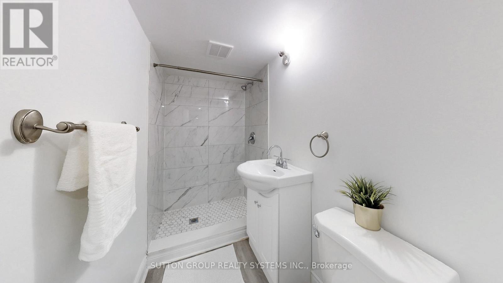 355 Culford Road, Toronto (Maple Leaf), Ontario  M6L 2V8 - Photo 36 - W12272910