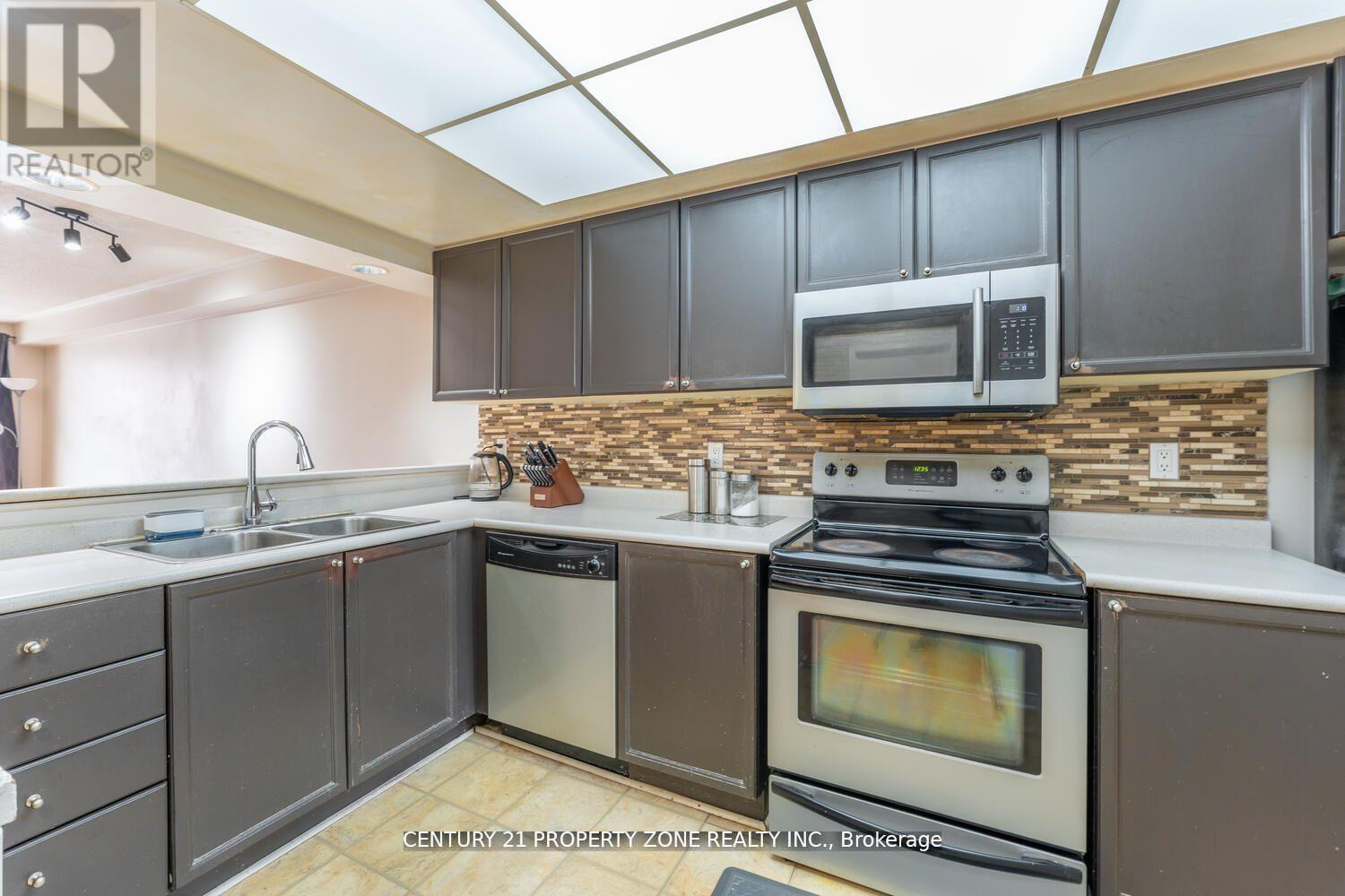 139 - 85 Bristol Road E, Mississauga (Hurontario), Ontario  L4Z 3N8 - Photo 10 - W12272936