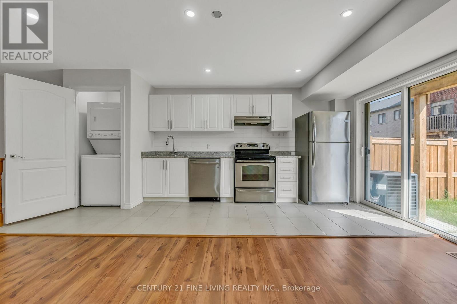 495 Queen Mary Drive, Brampton, Ontario L7A 4Y1 - Photo 39 - W12272978