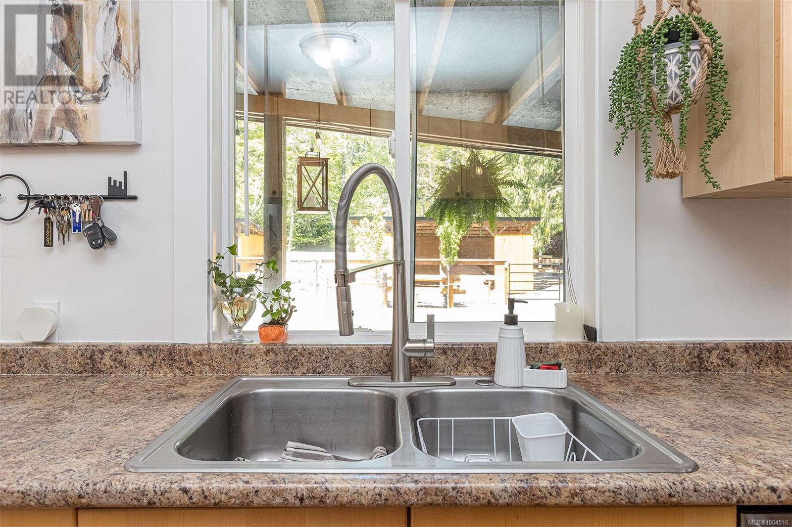 3412 Otter Point Rd, Sooke, British Columbia  V9Z 0J9 - Photo 23 - 1004516