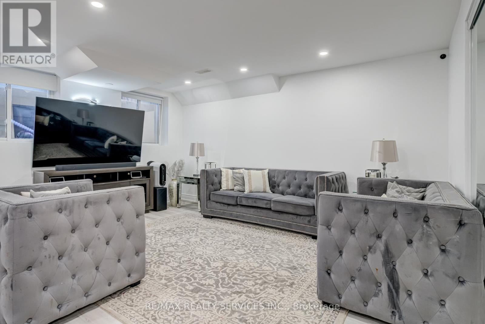 18 Lise Lane, Haldimand, Ontario  N3W 0C8 - Photo 37 - X12272677