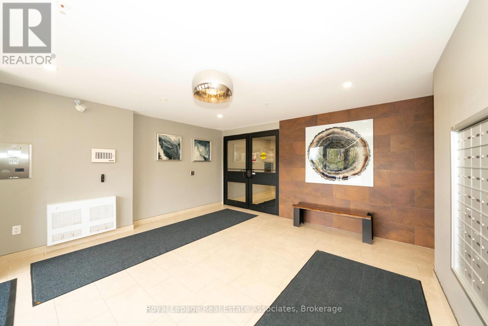 Property at 306 - 25 KAY CRESCENT image 4