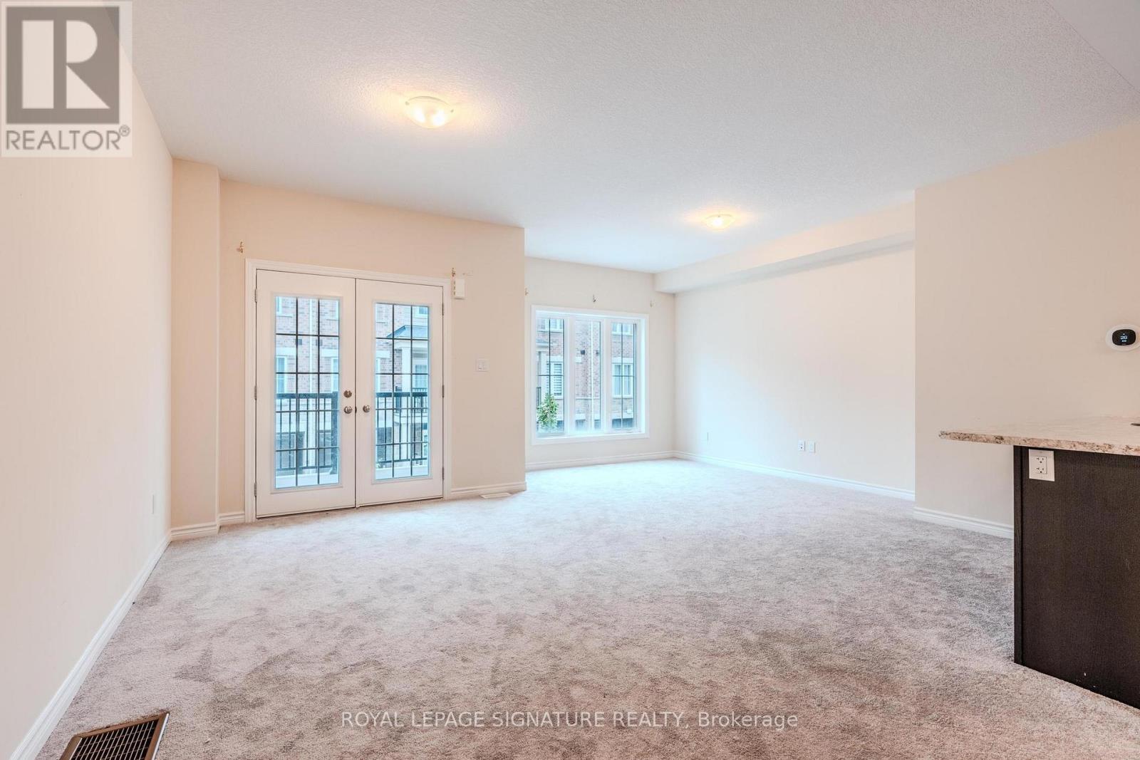 Property at 149 - 677 PARK ROAD N image 3