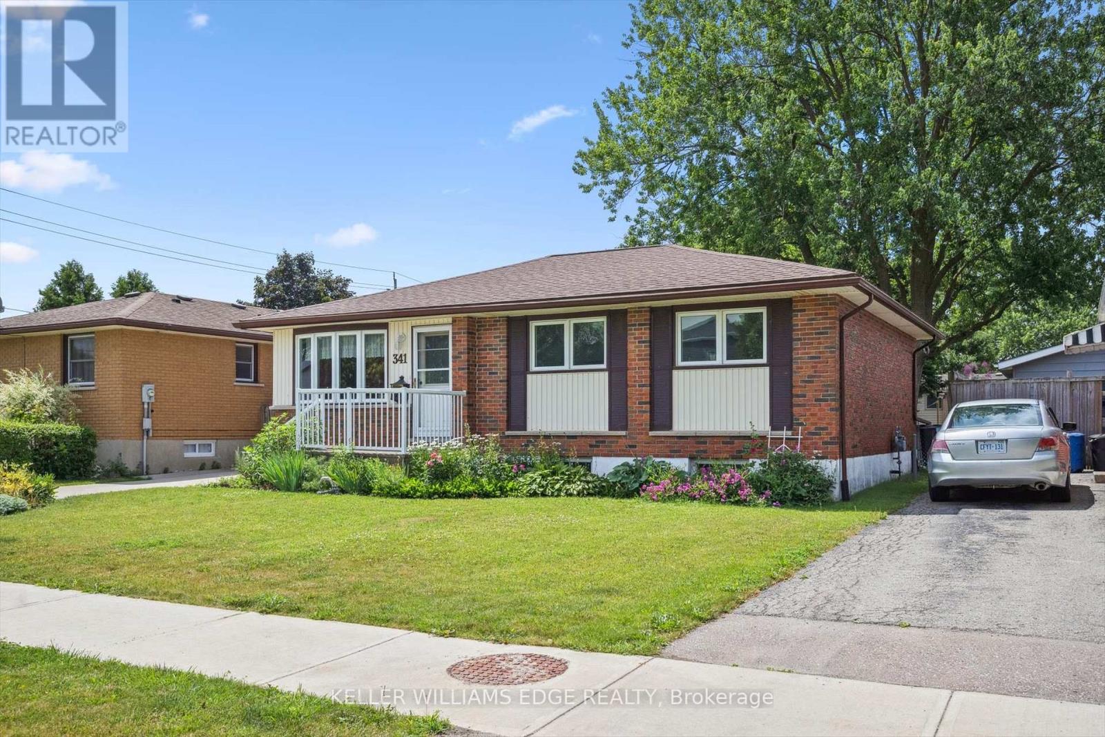 Property at 341 REDFORD CRESCENT image 2