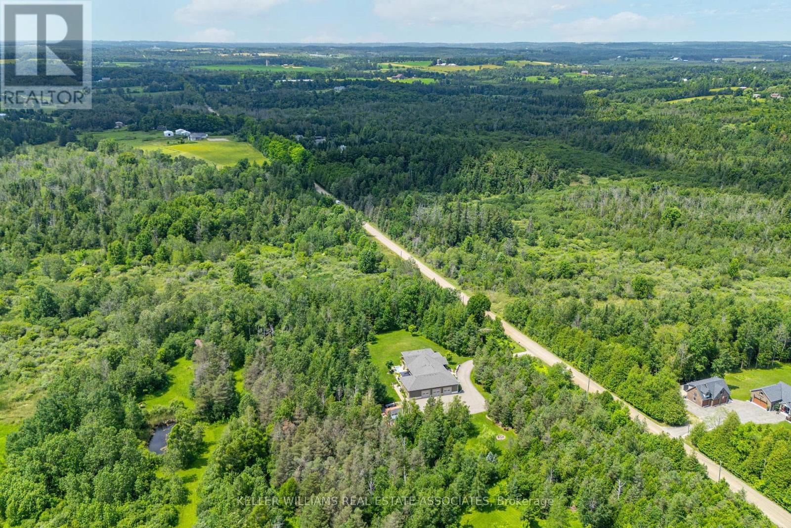5594 First Line, Erin, Ontario  L0N 1N0 - Photo 2 - X12273006