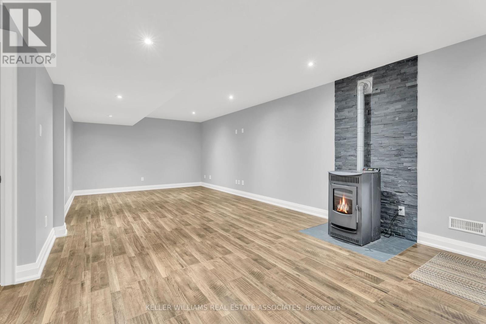 5594 First Line, Erin, Ontario  L0N 1N0 - Photo 29 - X12273006