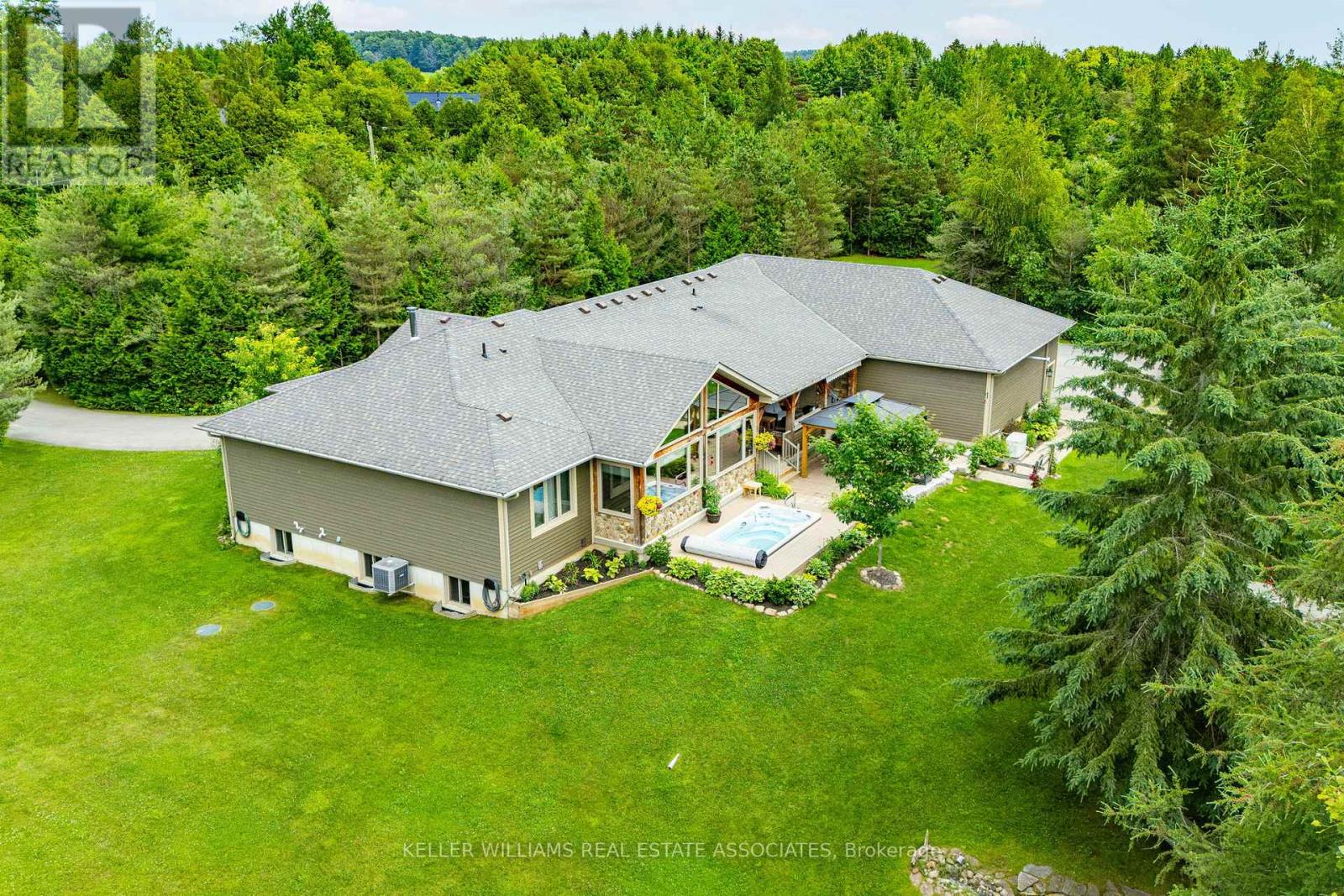 5594 First Line, Erin, Ontario  L0N 1N0 - Photo 6 - X12273006