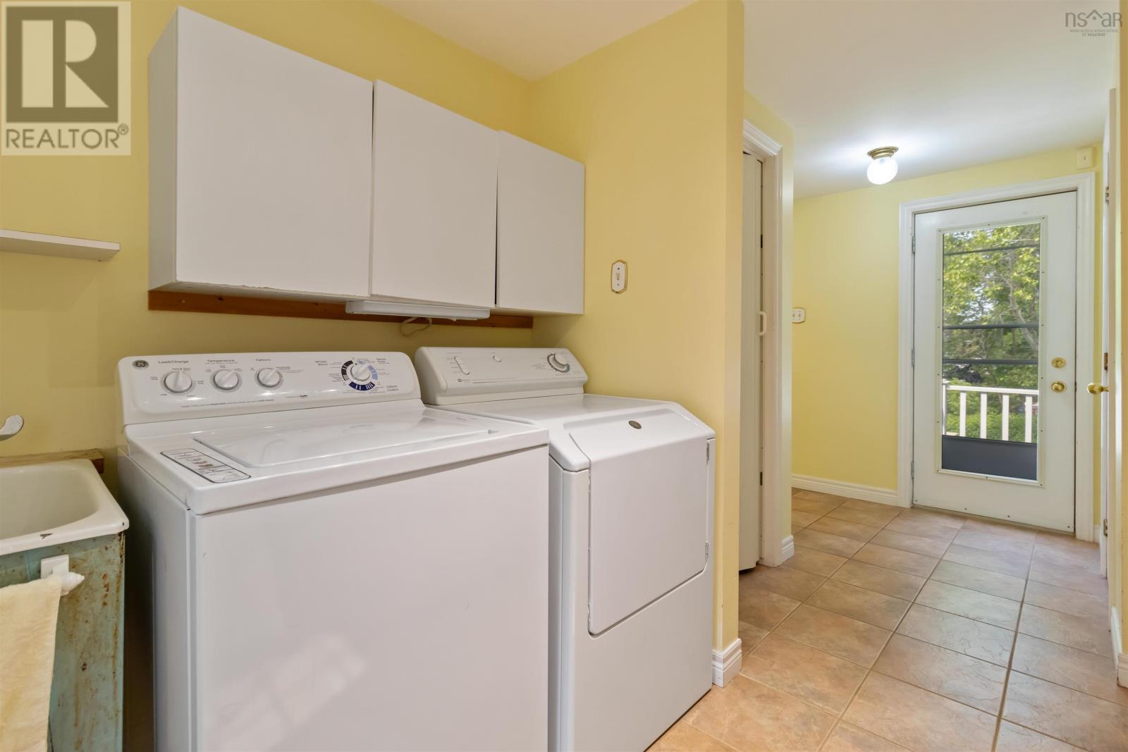 11 Keefe Road, Halifax, Nova Scotia  B3P 2J1 - Photo 33 - 202517041