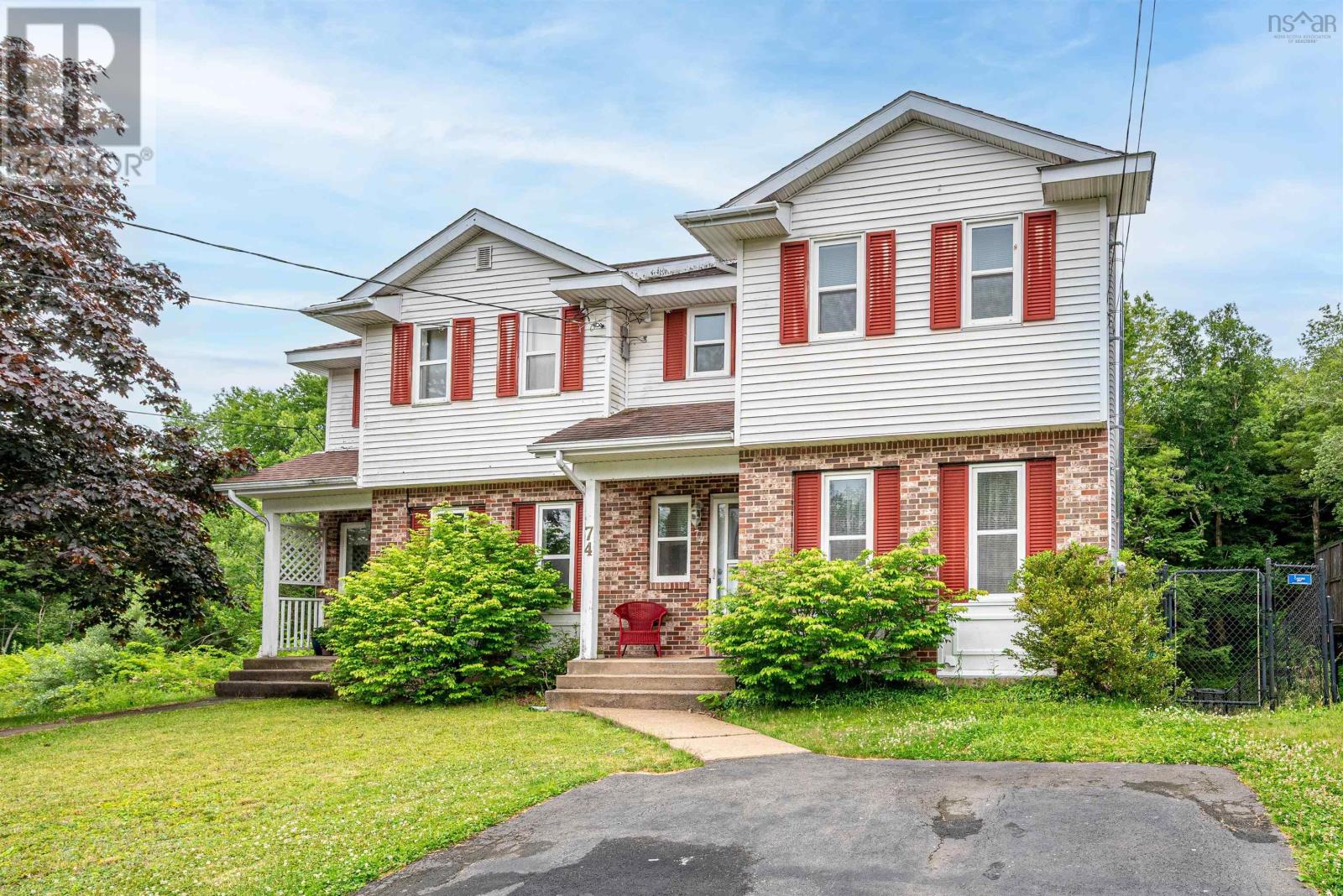 Property at 74 Bruce Drive image 2
