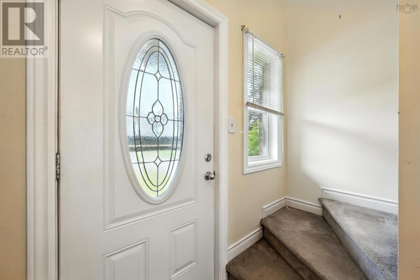 Property at 74 Bruce Drive image 4