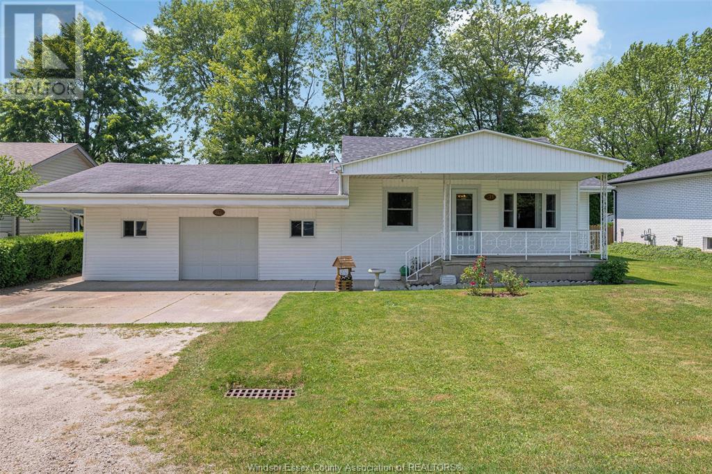 Property at 211 DUBOIS AVENUE image 2