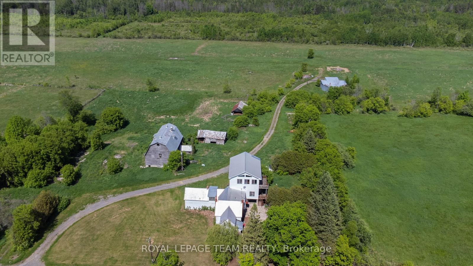 210 Actons Corners Road, North Grenville, Ontario  K0G 1J0 - Photo 2 - X12185544