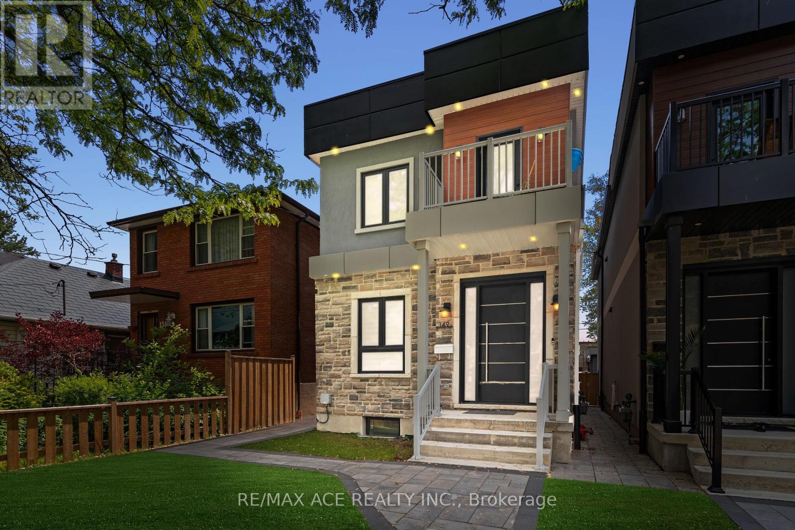 Property at 149 MCINTOSH STREET image 1
