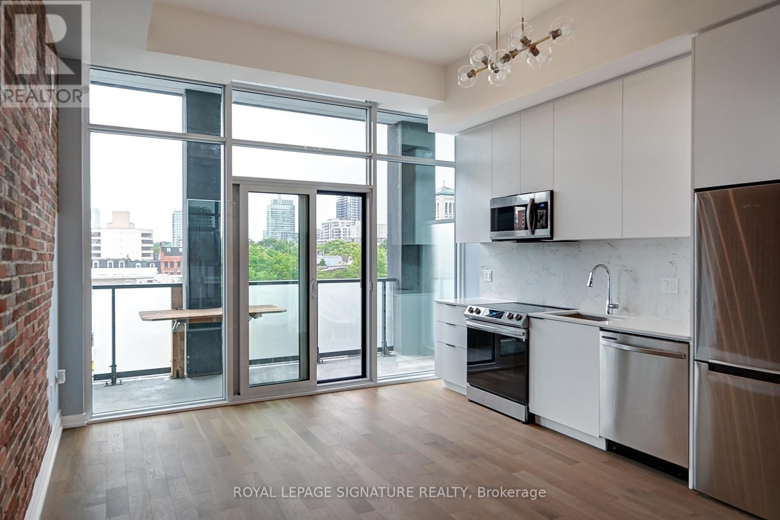 421 - 50 POWER STREET, Toronto, Ontario