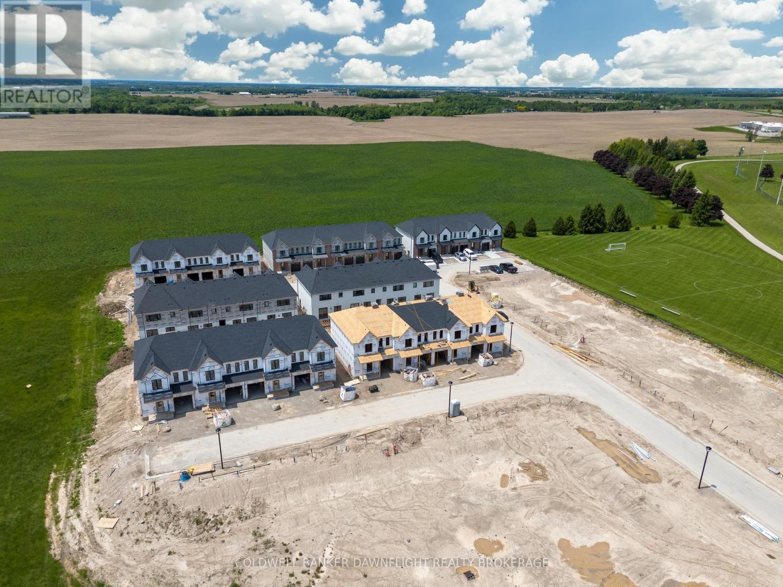 27 - 147 Scotts Drive, Lucan Biddulph, Ontario  N0M 2J0 - Photo 46 - X12273202