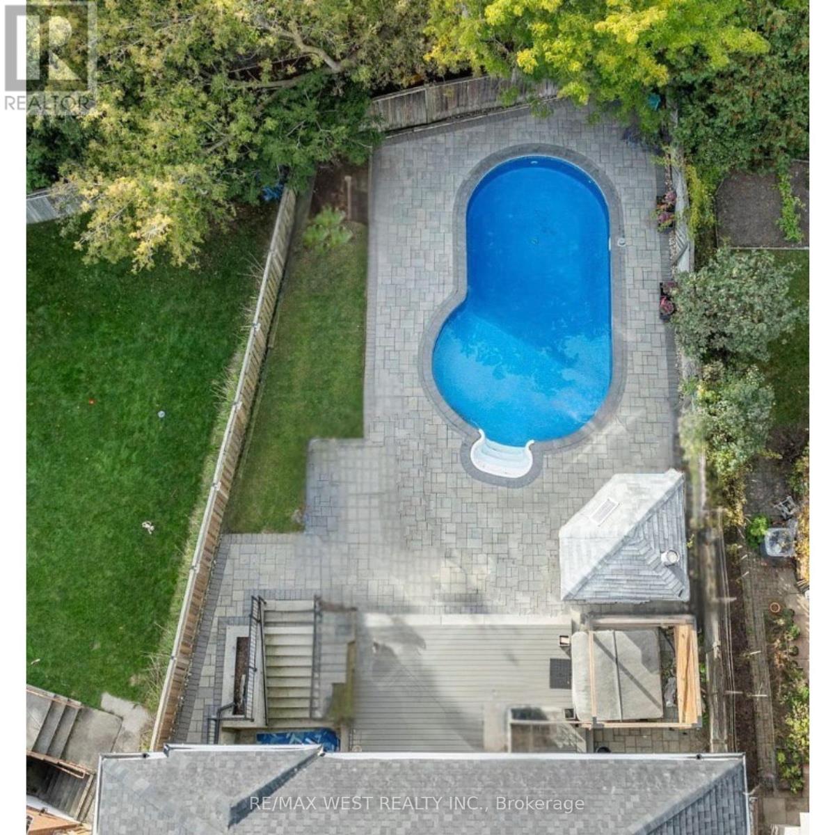 336 Pine Trees Court, Richmond Hill, Ontario  L4C 5N4 - Photo 48 - N12271065