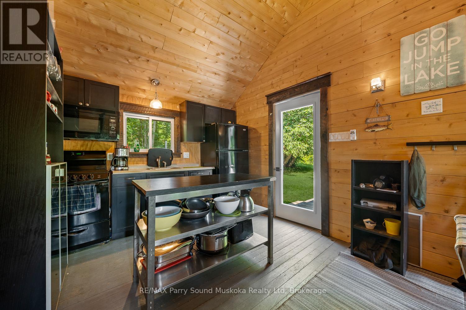 274 Chur Lee Road, Whitestone, Ontario  P0A 1G0 - Photo 10 - X12273308