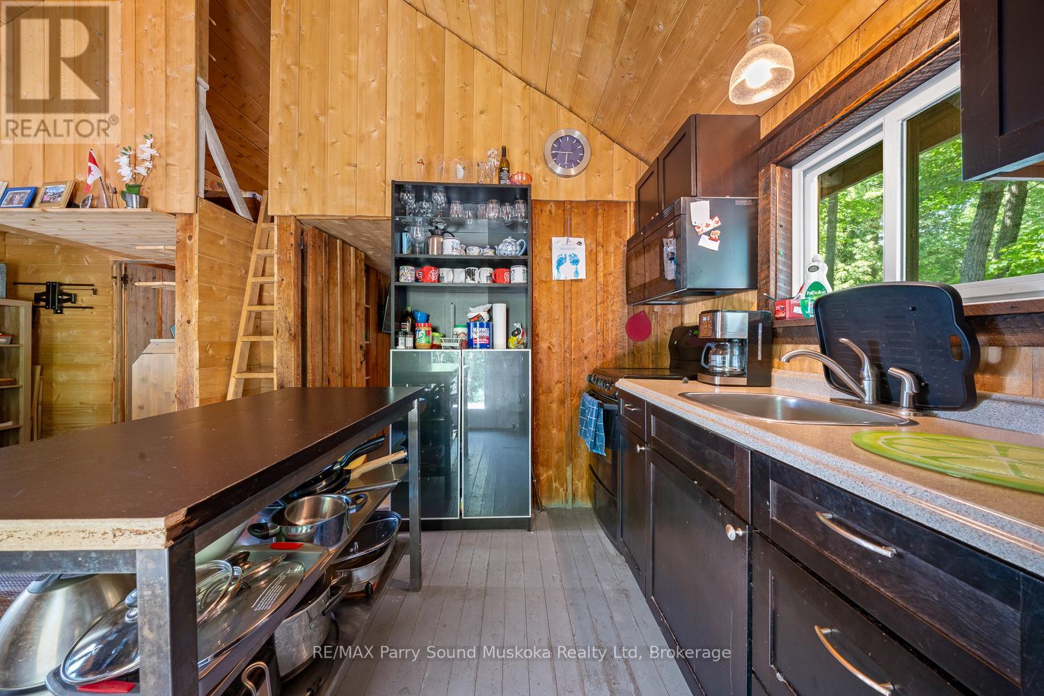274 Chur Lee Road, Whitestone, Ontario  P0A 1G0 - Photo 8 - X12273308