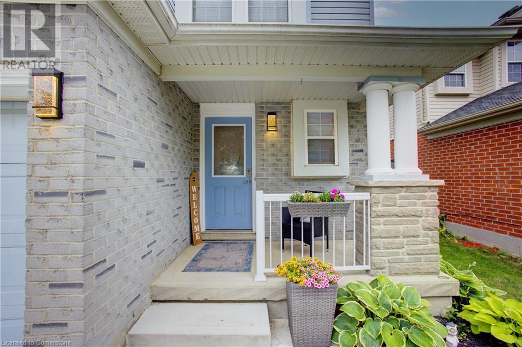 Property at 28 BARTLEMAN Crescent image 2