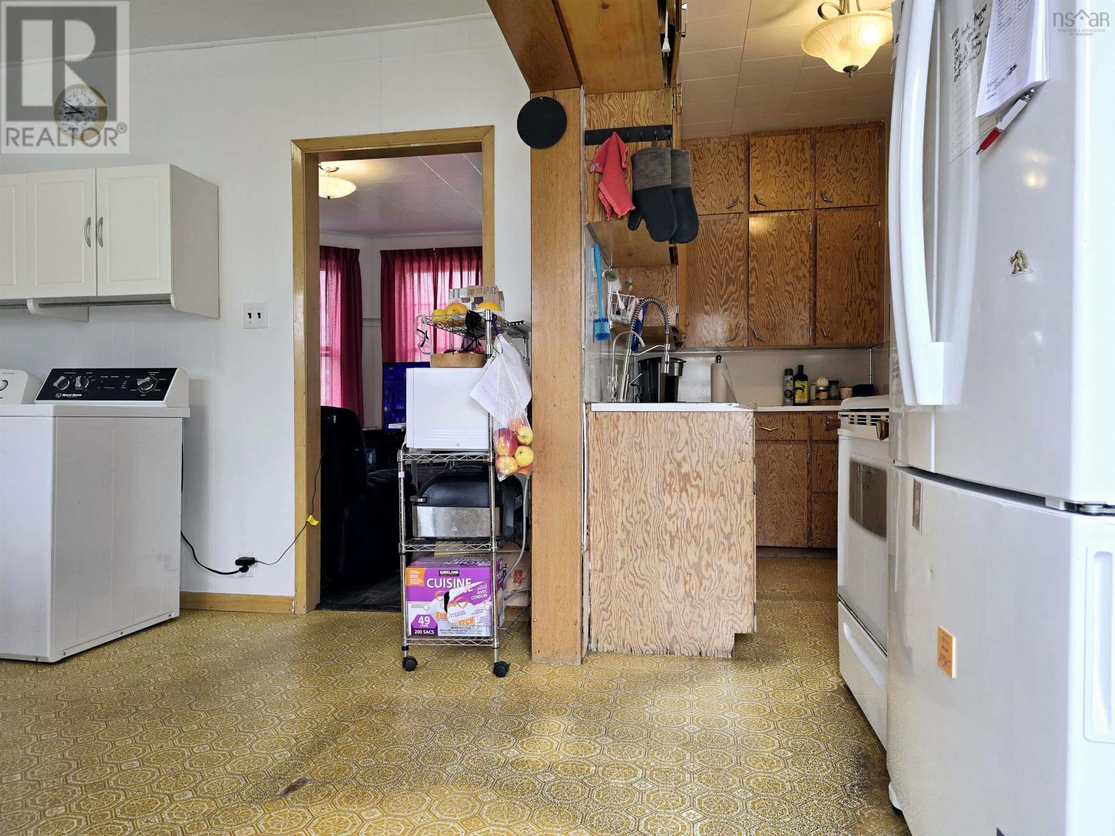 Property at 56 Townsend Avenue image 5
