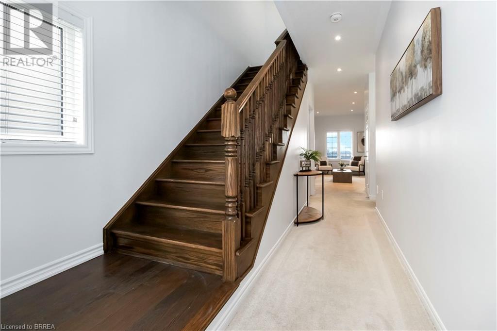 Property at 144 FLAGG Avenue image 5