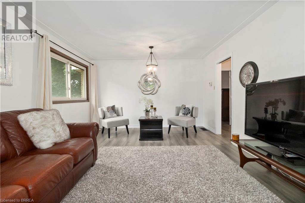 Property at 7 MAGNOLIA Street image 5