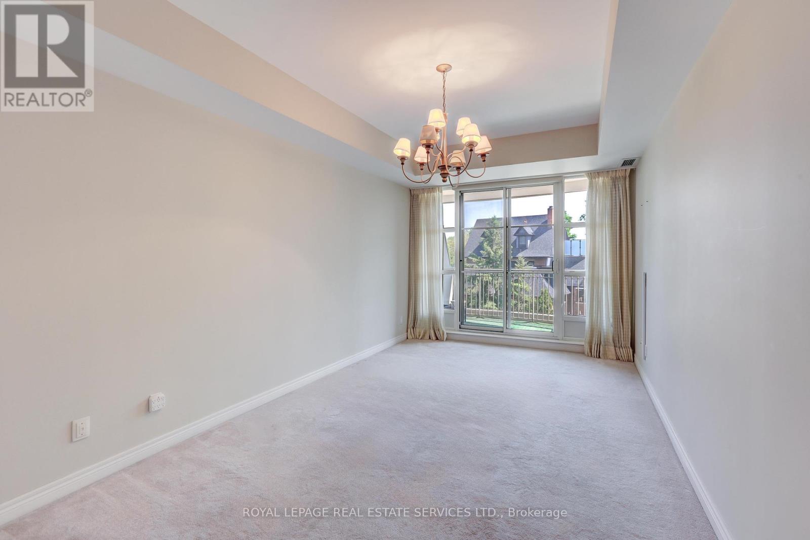 303 - 3085 Bloor Street W, Toronto, Ontario  M8X 1C8 - Photo 12 - W12158567