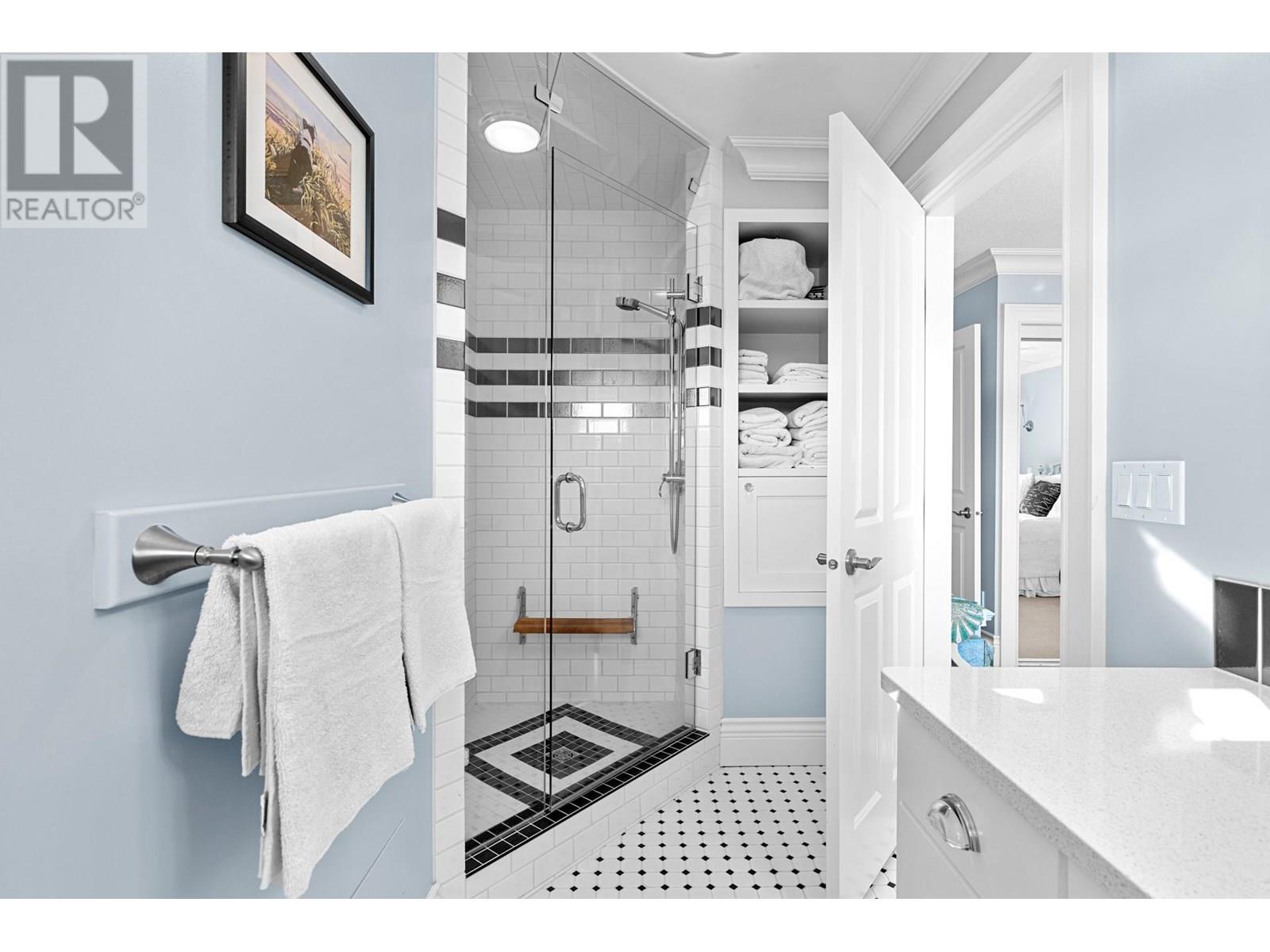 Property at 1601 Pritchard Drive image 4