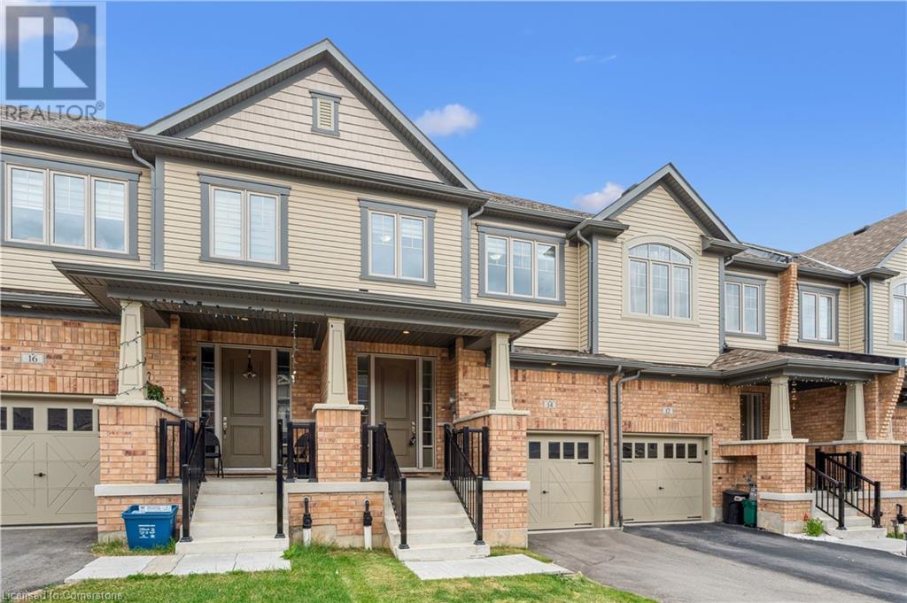 Property at 14 ROYWOOD Street image 4
