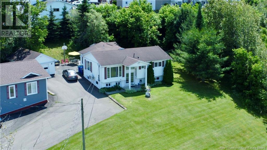 219 Victoria Street, Grand Falls, New Brunswick  E3Z 3C3 - Photo 4 - NB116107