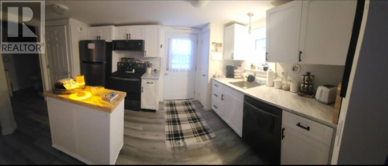 Property at 2005 EAST PRINCE Street image 5