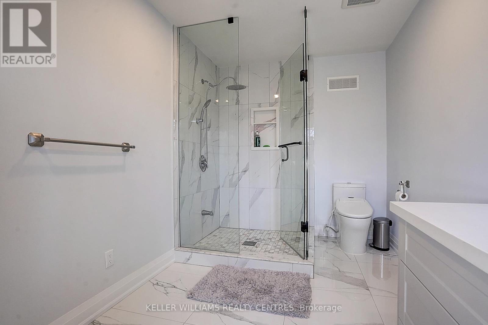 11 Elkpath Avenue, Toronto, Ontario  M2L 2V9 - Photo 38 - C12100777
