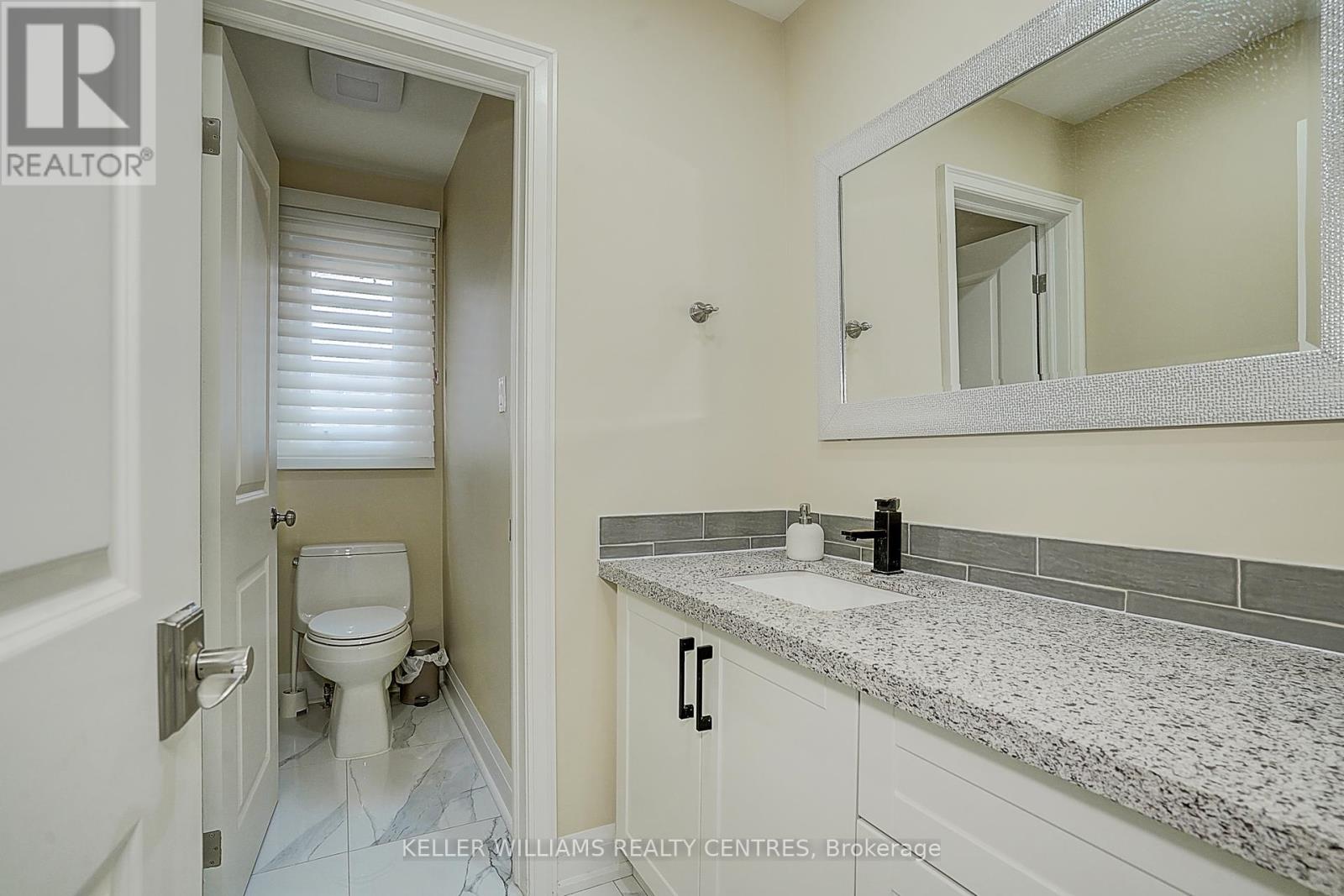 11 Elkpath Avenue, Toronto, Ontario  M2L 2V9 - Photo 26 - C12100777