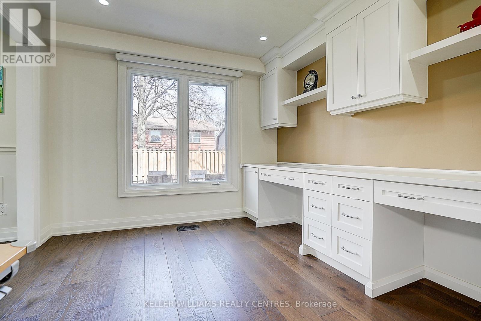 11 Elkpath Avenue, Toronto, Ontario  M2L 2V9 - Photo 25 - C12100777
