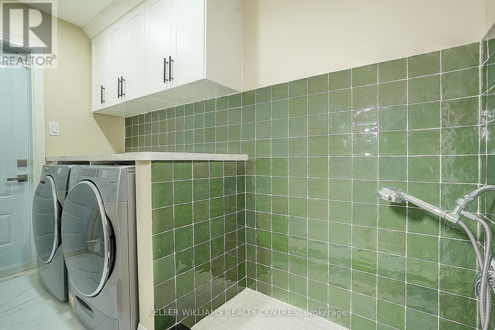 11 Elkpath Avenue, Toronto, Ontario  M2L 2V9 - Photo 28 - C12100777