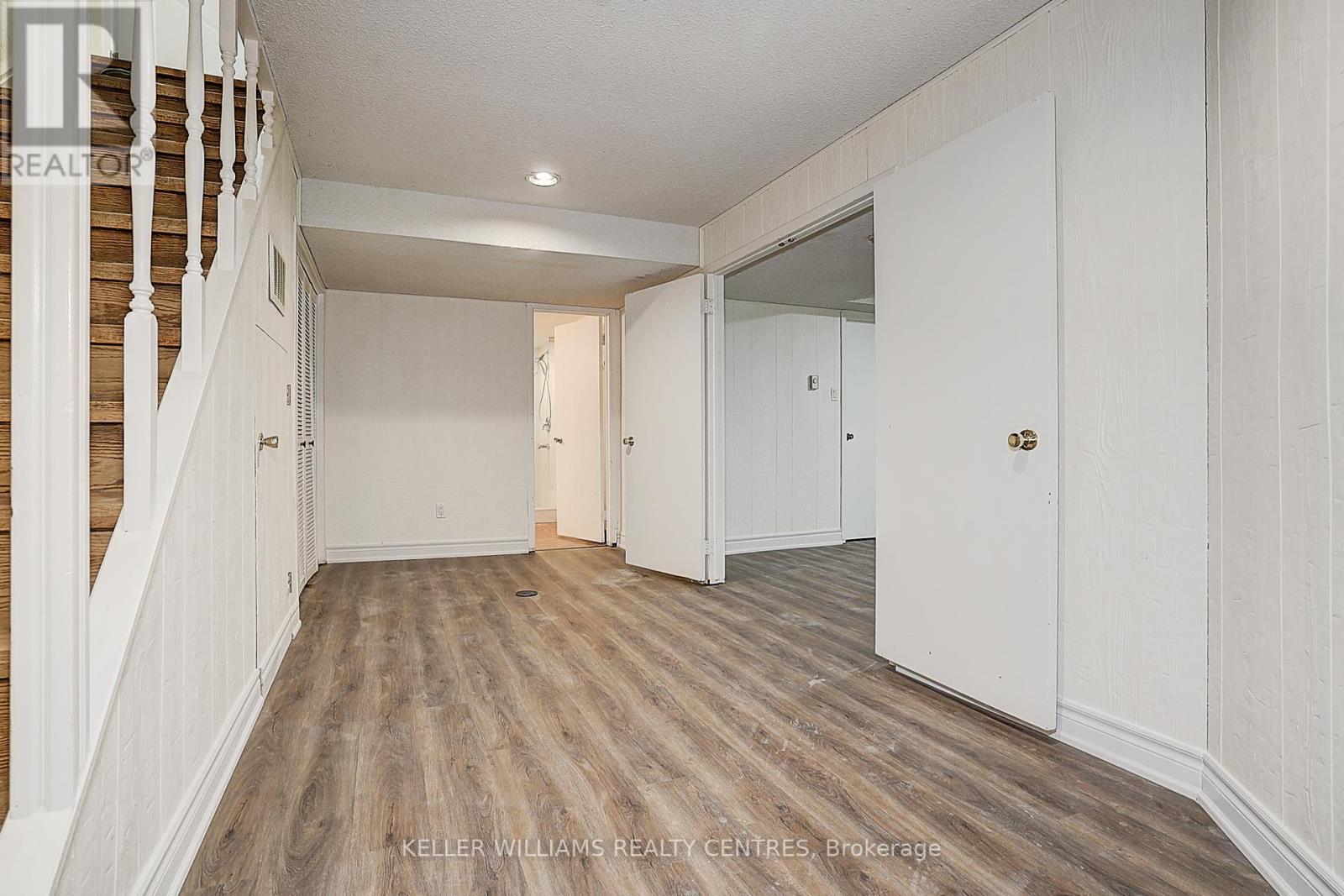 11 Elkpath Avenue, Toronto, Ontario  M2L 2V9 - Photo 44 - C12100777