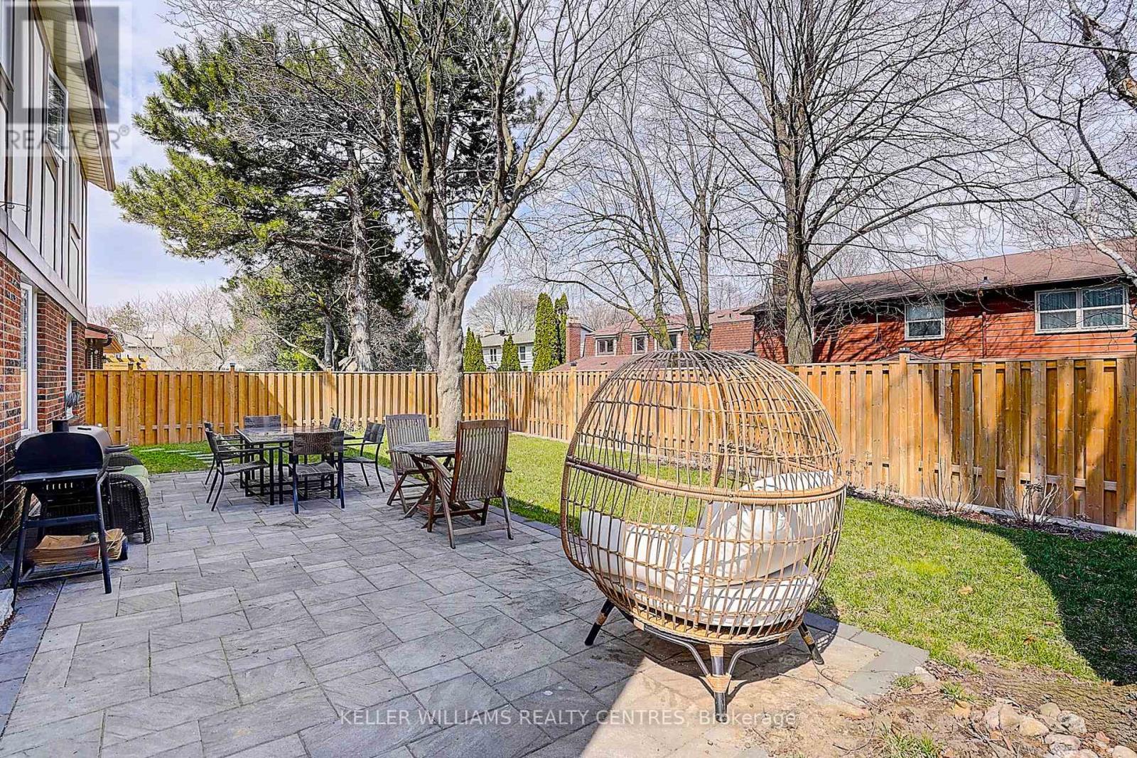 Property at 11 ELKPATH AVENUE image 5
